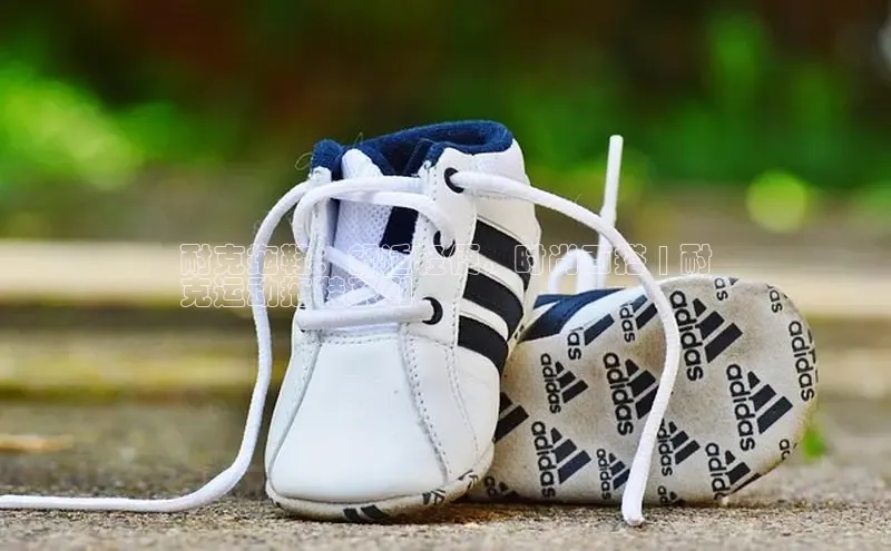 意昂3手游平台官网小度商城耐克拖鞋：舒适轻便，时尚百搭 | 耐
克运动拖鞋系列