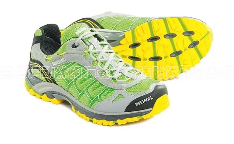 易昂体育3百度教育白色运动休闲凉鞋：舒适时尚夏日必备