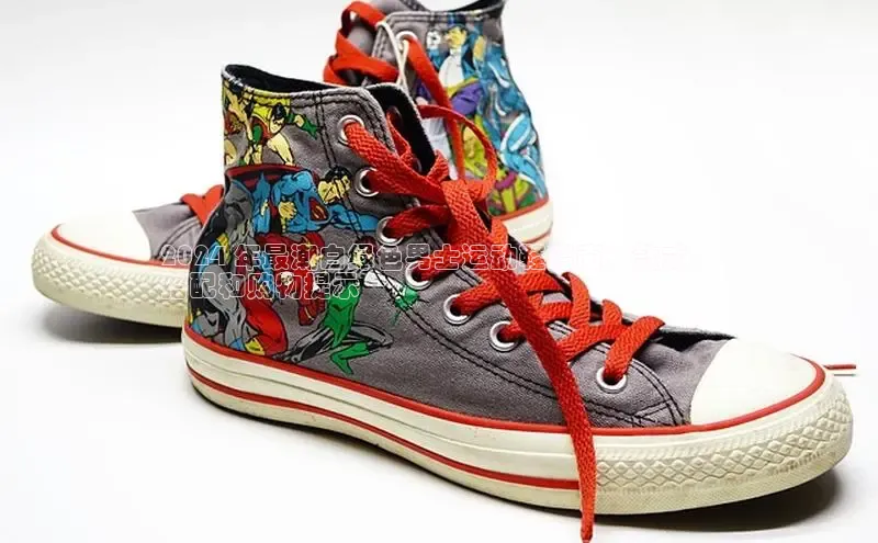 意昂3平台客服京东2024 年最潮白绿色男士运动鞋指南：款式、
搭配和购物提示