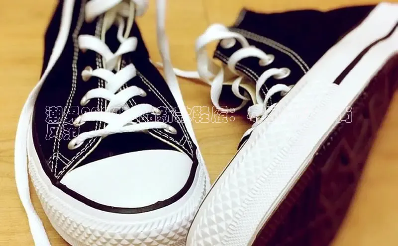 意昂3平台客服京东潮男2024正品新款鞋履：尽显街头时尚
风范