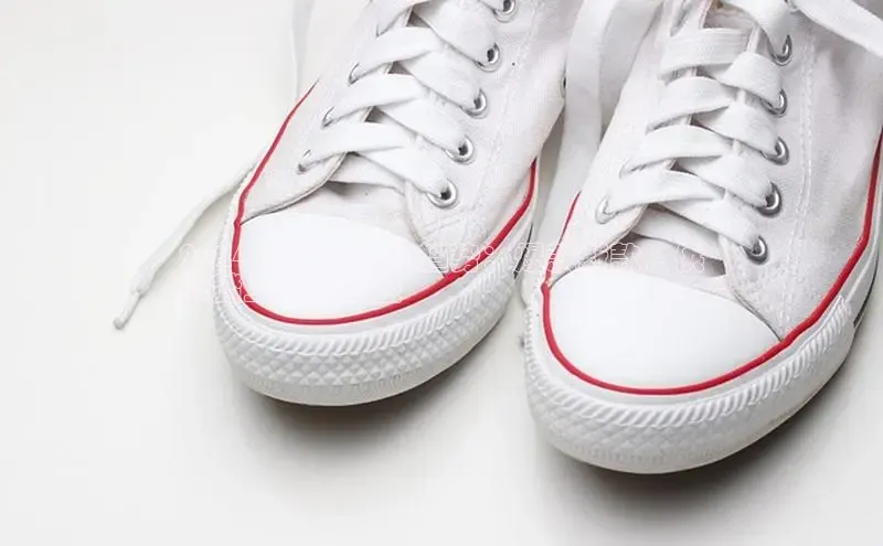 易昂体育3百度教育2024 年米色女鞋趋势：爆款新款，供
您踏上时尚之旅