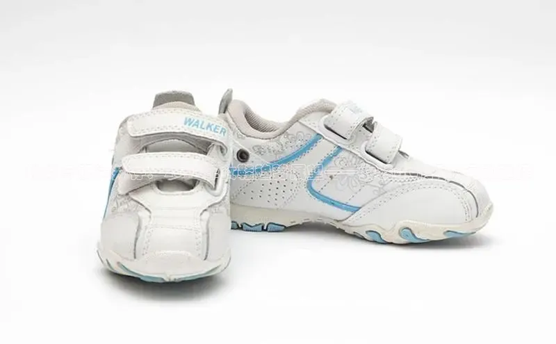 时尚与舒适并存：2025年女鞋趋势展望——女鞋小个子的运动选择